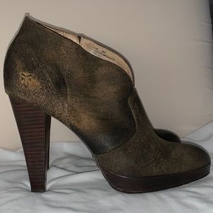 Frye Harlow Campus Boots